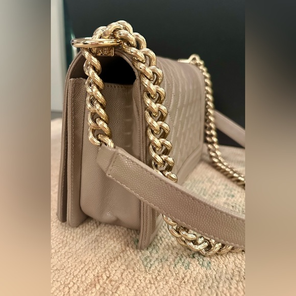 Chanel Boy Flap Bag Quilted Caviar Old Medium - Picture 7 of 7